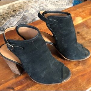 Heels that have only been wear a few times